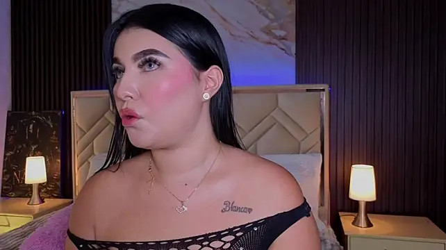 MiaaFarrel stripchat live cam model