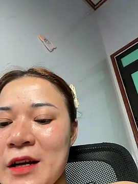 Miu_bong stripchat live cam model