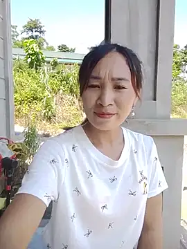 Thobaby112 stripchat live cam model