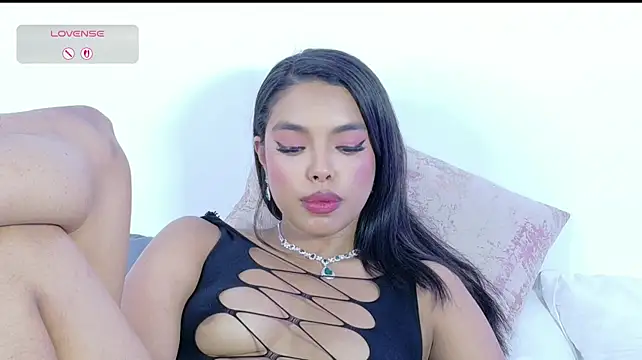 AteneaFit stripchat live cam model