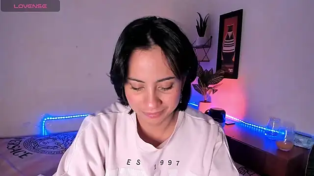 adriannyp_1 stripchat live cam model