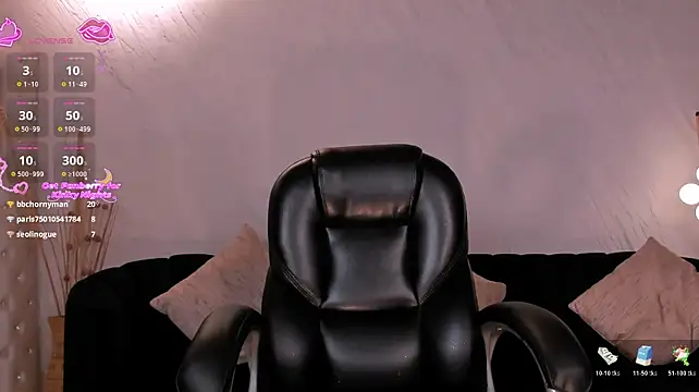 RebeccaHudson stripchat live cam model