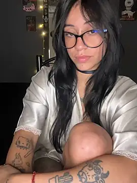 Kattze_ stripchat live cam model