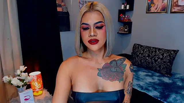 StellaStrong30 stripchat live cam model