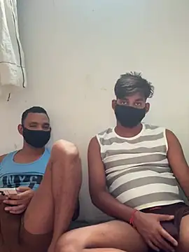 BiggerDickGuy stripchat live cam model