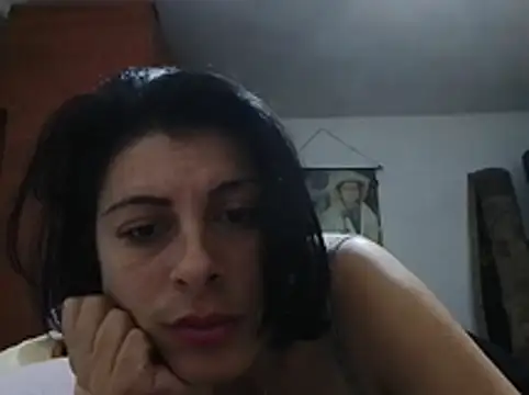 tefutbin3 stripchat live cam model
