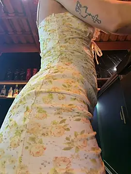 zelyramonvielly stripchat live cam model