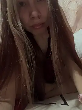 DulceHooney stripchat live cam model