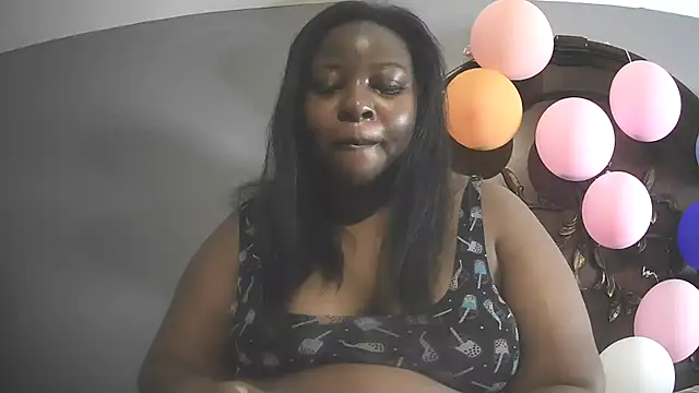 Paitho_Love stripchat live cam model
