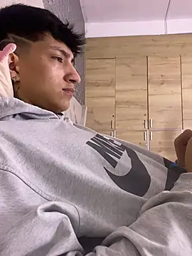JohanSedas stripchat live cam model