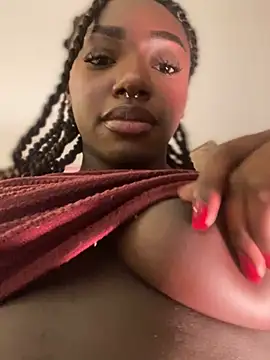 alissradiante1 stripchat live cam model