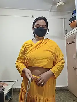 spasyQueen69 stripchat live cam model
