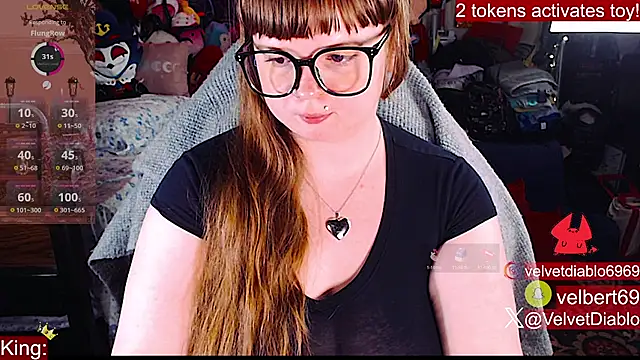 VelvetDiablo stripchat live cam model