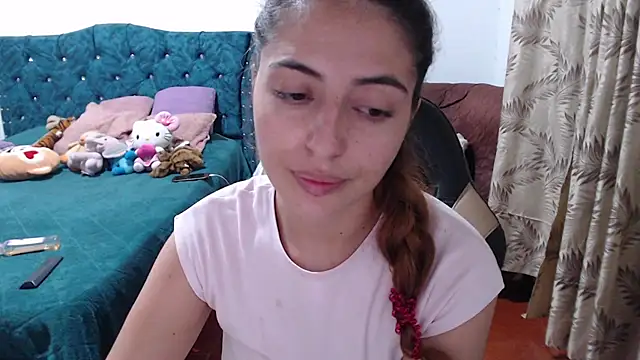 Kate_lorens9 stripchat live cam model