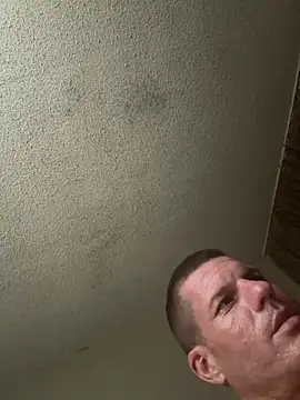JockNThirsty stripchat live cam model