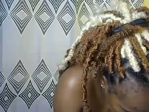 peachesbella2 stripchat live cam model