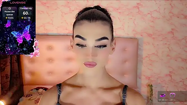 the-horus-girl stripchat live cam model