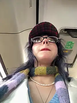 Only_April stripchat live cam model
