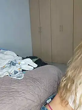 Zoe_riivas stripchat live cam model