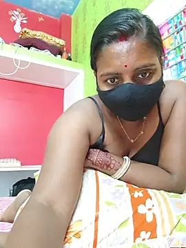 arushi_bb stripchat live cam model