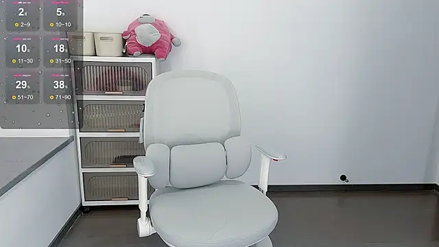 Judy-520 stripchat live cam model