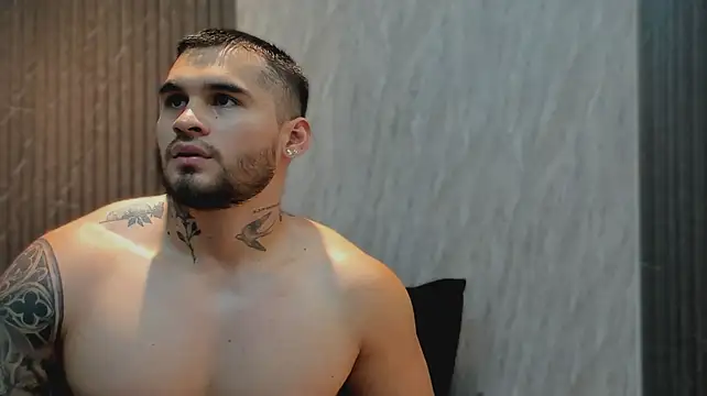 thesituationsj stripchat live cam model