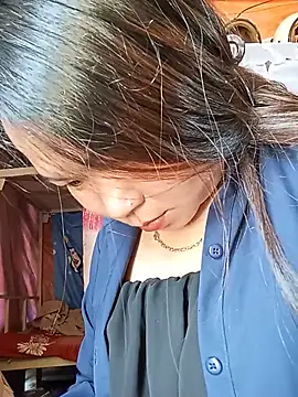 Linh-miulu stripchat live cam model