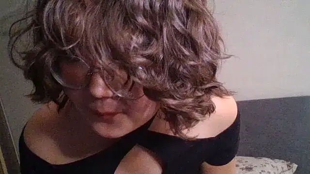 Nana_Bublle stripchat live cam model