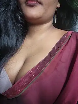 Aruna-1 stripchat live cam model