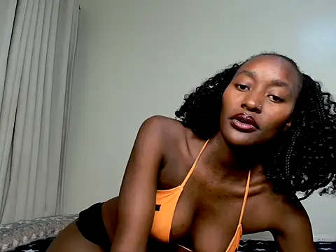 Secretary_sandie stripchat live cam model