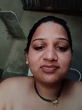 Priya_sharma16 stripchat live cam model