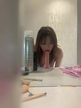 youyouaini stripchat live cam model