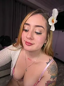 Sam_Thompsoon_ stripchat live cam model
