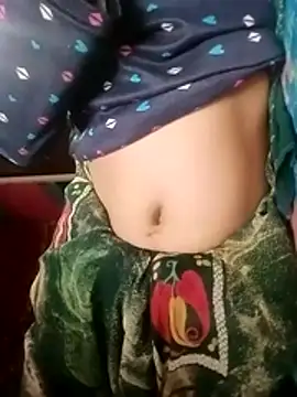 Sexybhabhi80 stripchat live cam model