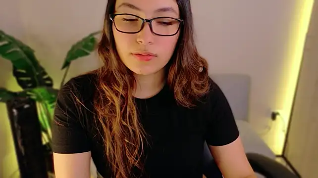 Abella_ruiz stripchat live cam model