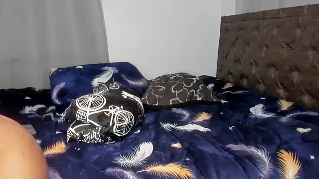 Mensblacksexy22 stripchat live cam model