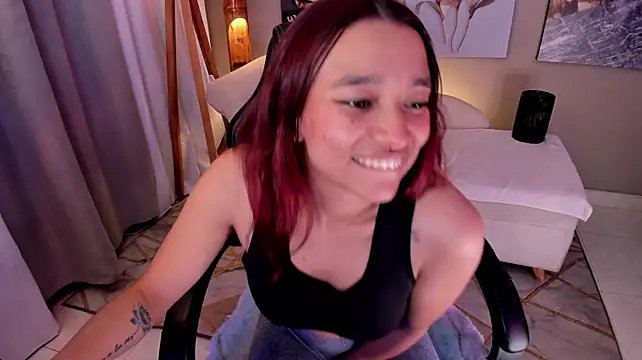 charlotte_bluee stripchat live cam model
