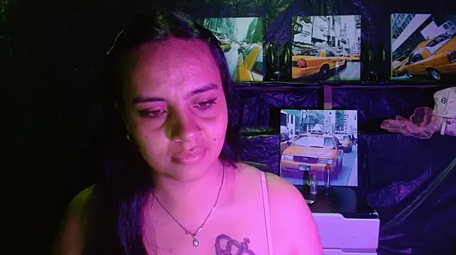 Megan_foxyx1 stripchat live cam model