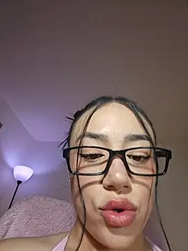 helena_smith stripchat live cam model