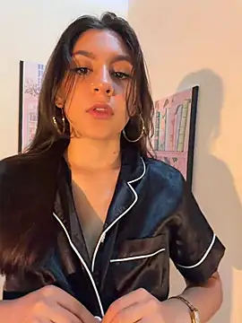 _Engell_ stripchat live cam model