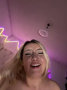 NibiruNairobi69 stripchat live cam model