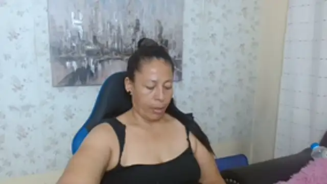 mature_martina stripchat live cam model