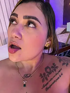 MadissonFord stripchat live cam model