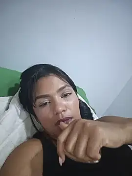 Sorfi_28 stripchat live cam model