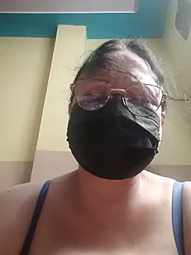 Dreamgirrl stripchat live cam model