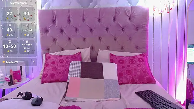 LunaRose18 stripchat live cam model