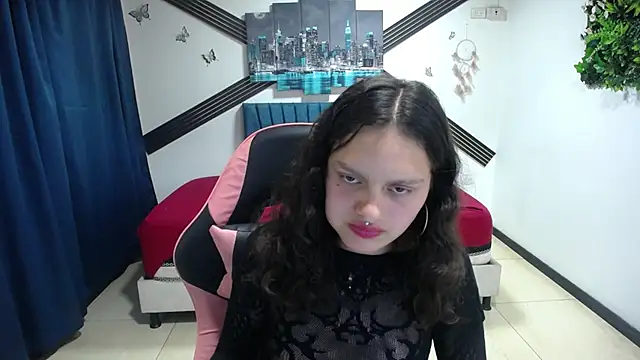 VekyCherry stripchat live cam model