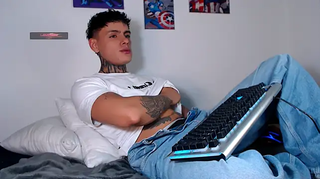 danilohot_19 stripchat live cam model