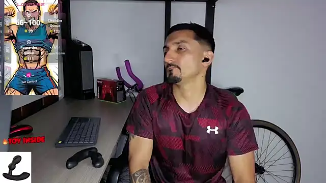 Marck_Muscle stripchat live cam model
