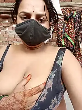 sweety-girll stripchat live cam model